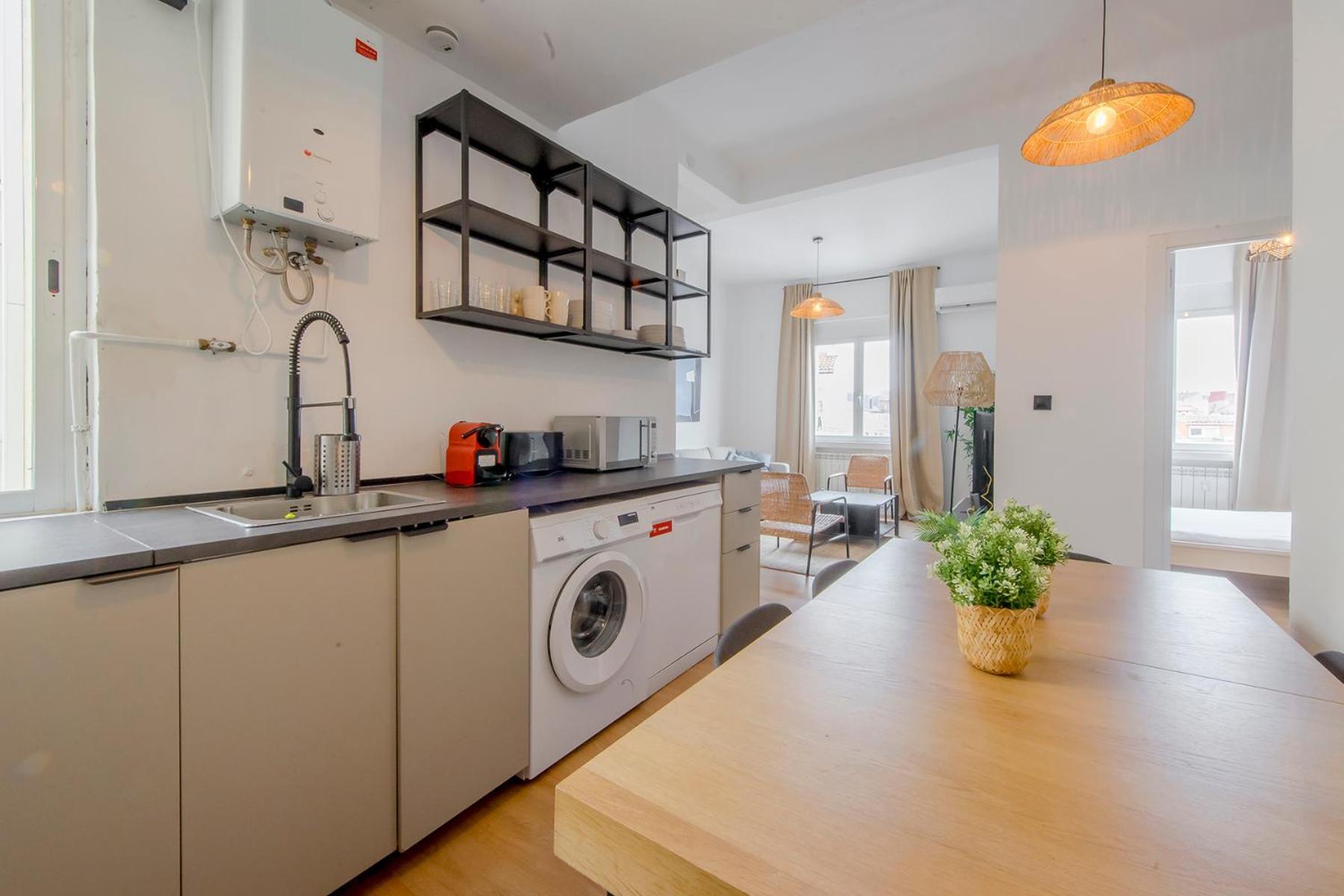 Aventura Y Tradicion En La Latina, Conoce Toledo 77 Apartment Madrid Luaran gambar